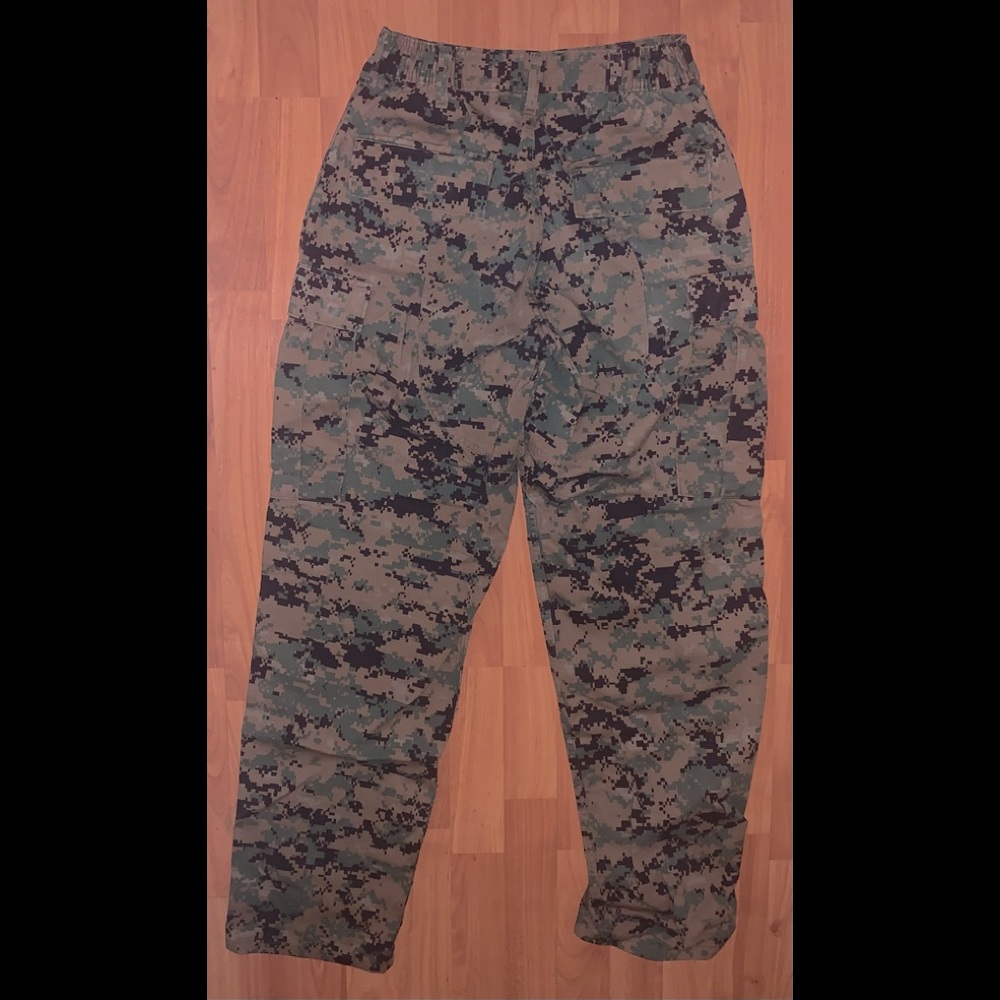 Camo pants